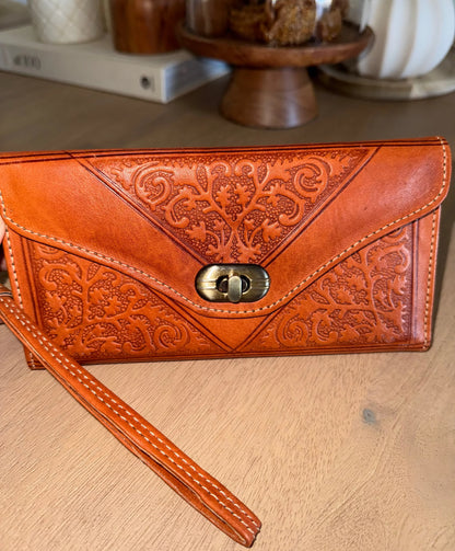 FESSIA Clutch – Handgemaakte Leren Clutch uit Fes