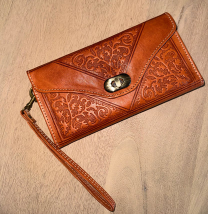 FESSIA Clutch – Handgemaakte Leren Clutch uit Fes